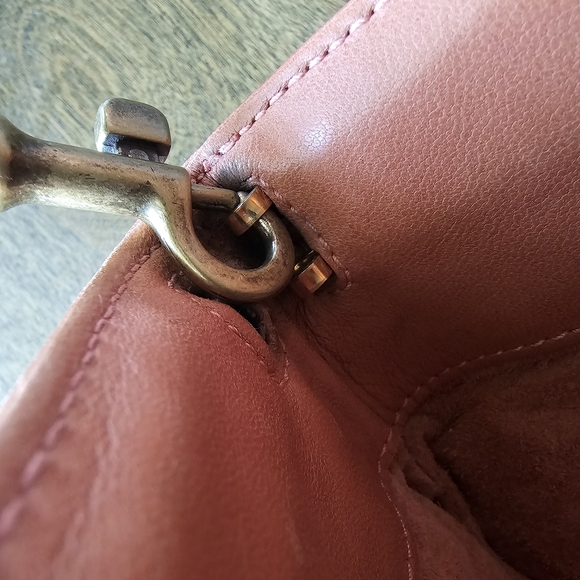 Bottega Veneta Intrecciato Leather Handbag Coral *FLAWS* - Picture 7 of 16